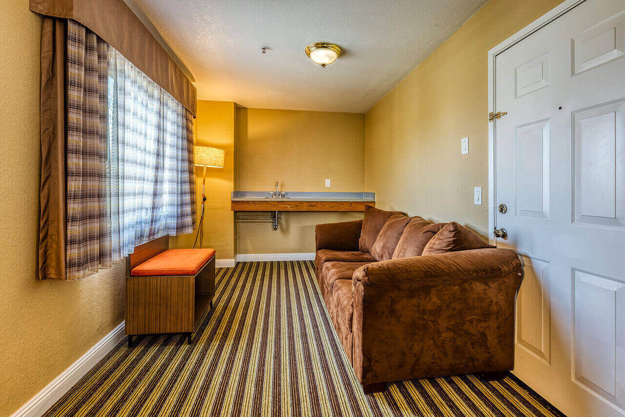 Hotel Rooms in Salinas